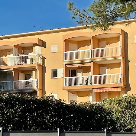 Apartment Newly Renovated Aircond-Wifi-Pool-Sea View-150M To Beaches- Сент-Егюльф Екстер'єр фото