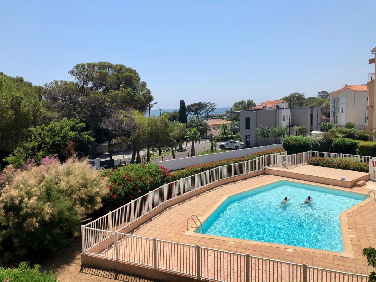 Apartment Newly Renovated Aircond-Wifi-Pool-Sea View-150M To Beaches- Сент-Егюльф Екстер'єр фото